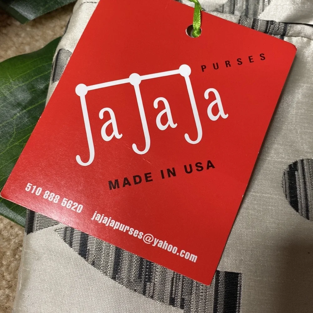 Silk clutch - Picture 3 of 4